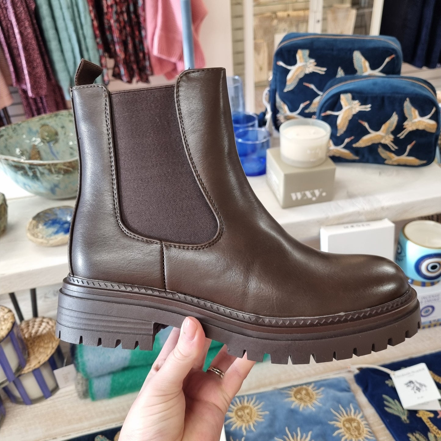 Olive Chelsea Boots in Brown