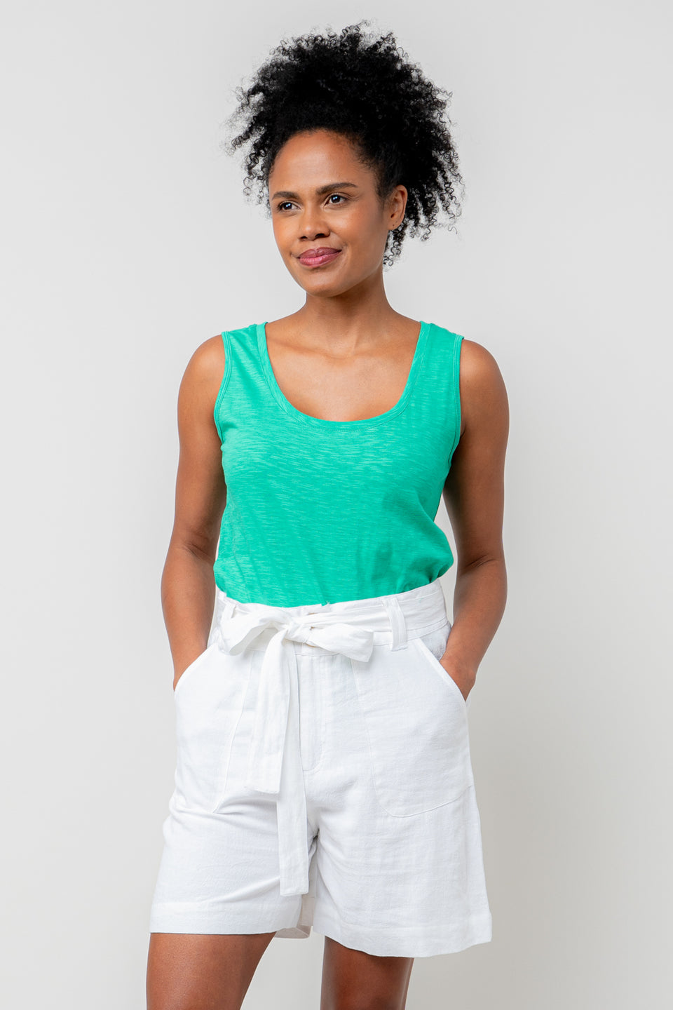 Lily & Me Naomi Linen Shorts in White