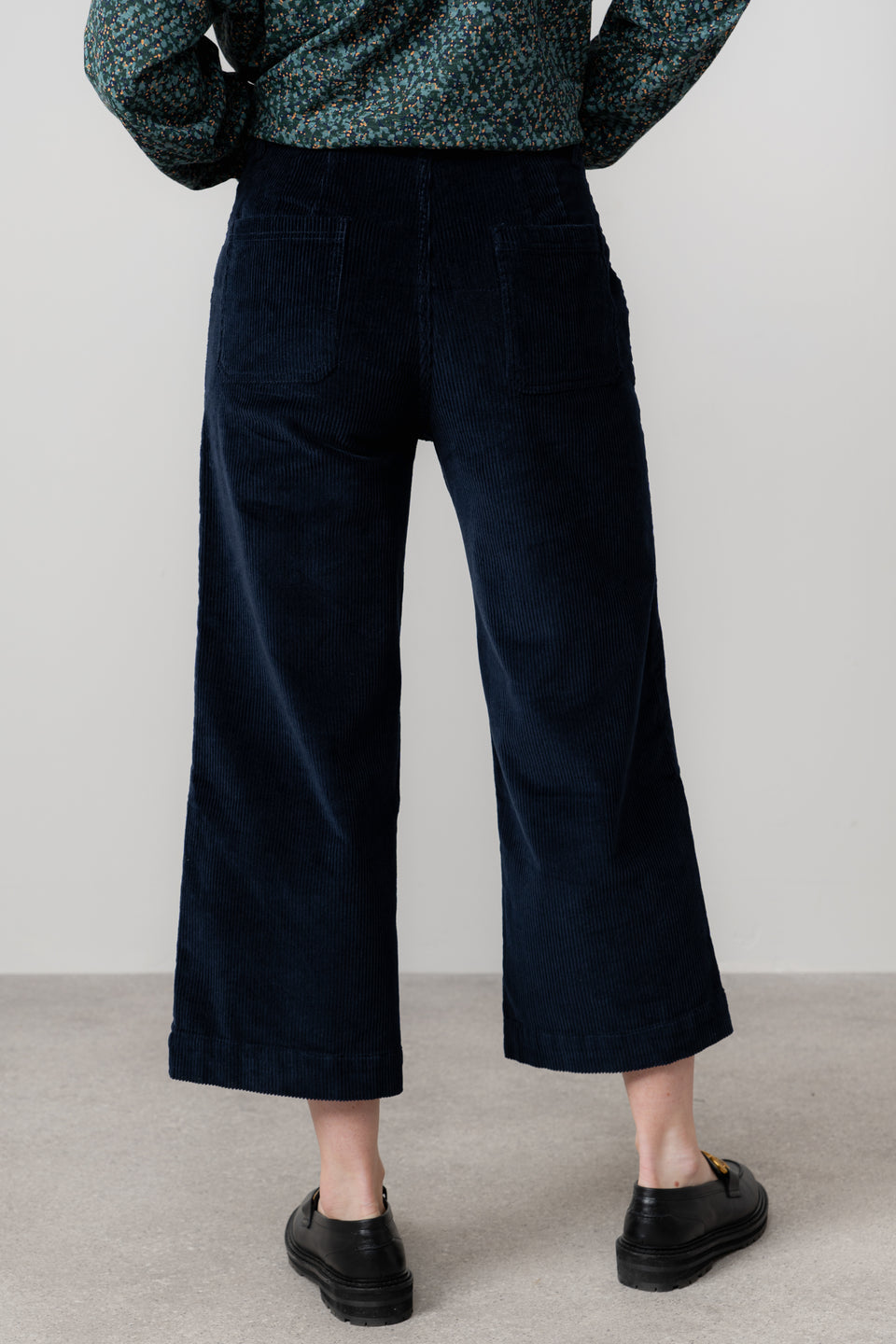 Lily & Me Isla Jumbo Cord Cropped Trousers Navy