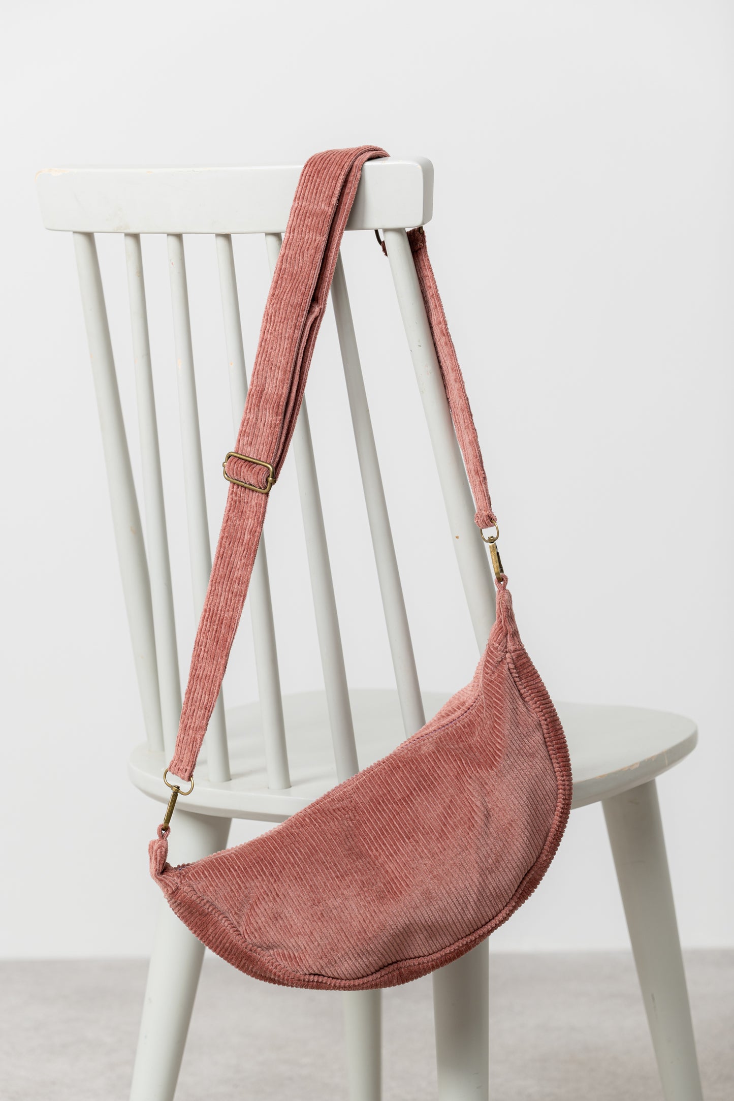 Lily & Me Jumbo Cord Sling Bag in Antique Rose