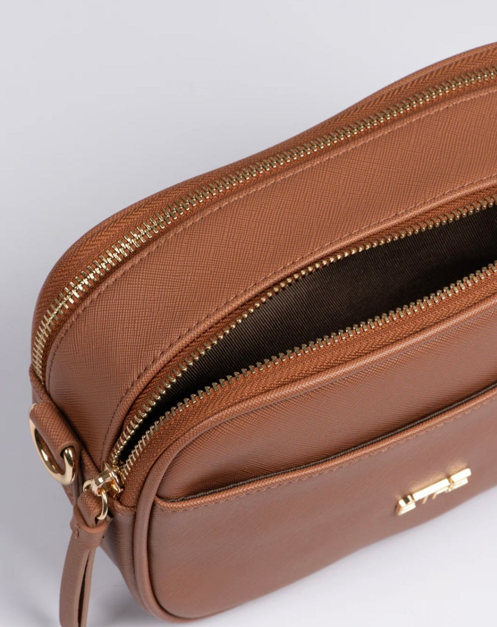 Juniper Cross Body Bag in Tan