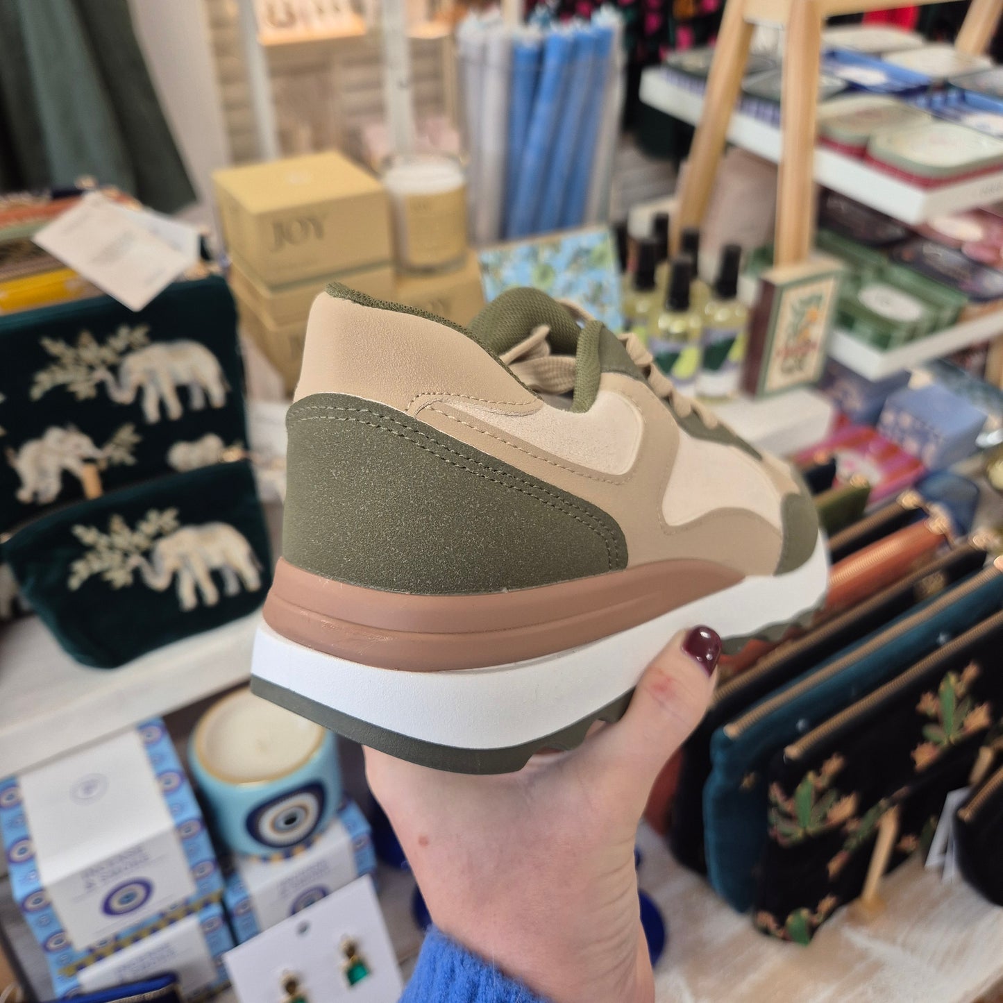 Harun Trainers in Khaki