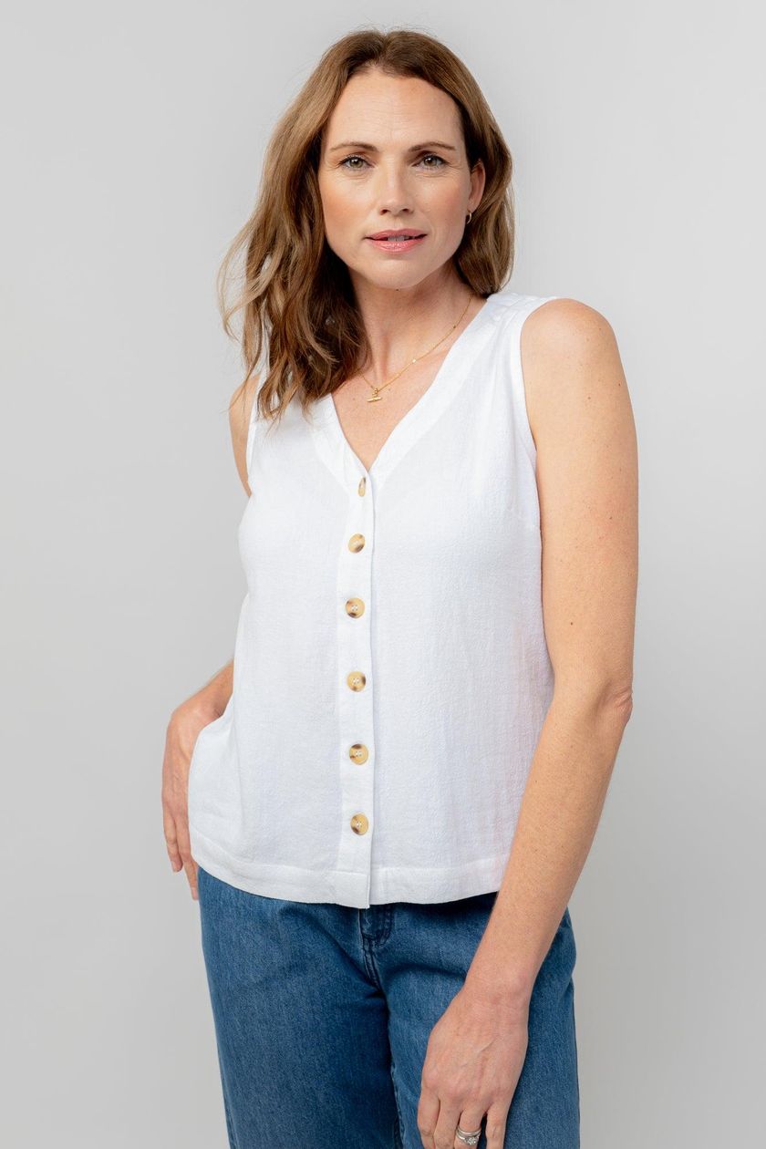 Lily & Me Allium Vest in White