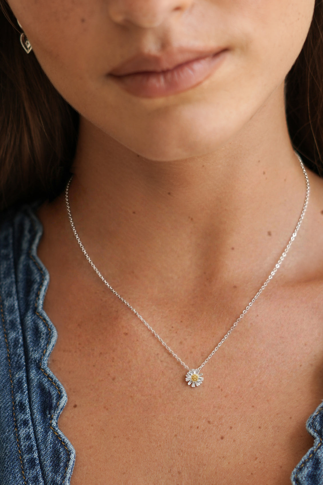 Estella Bartlett Wildflower Necklace