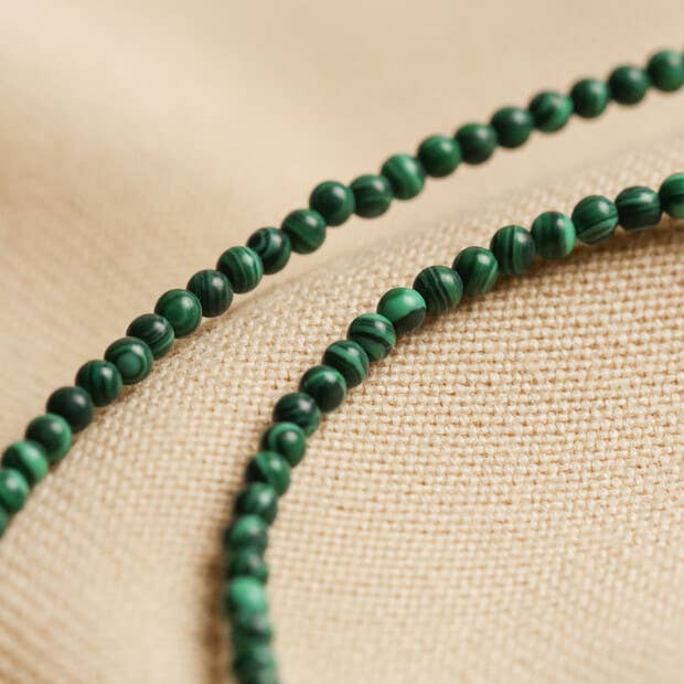 Short Malachite Beaded Necklace