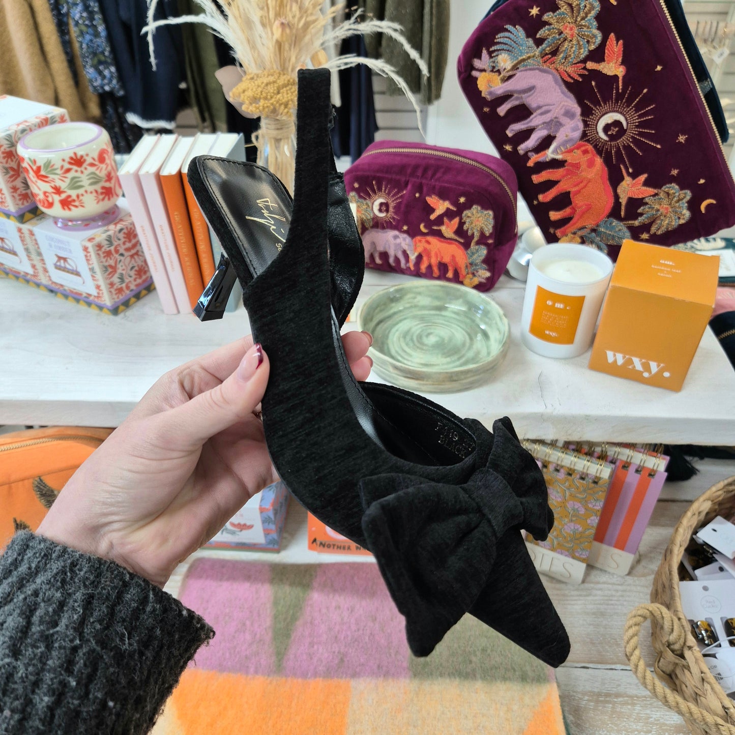 Black Bow Toe Kitten Heels
