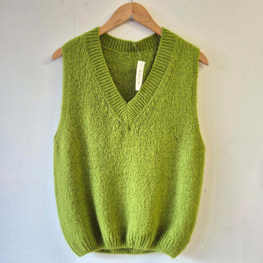 Wool Blend V Neck Tank Top in Apple