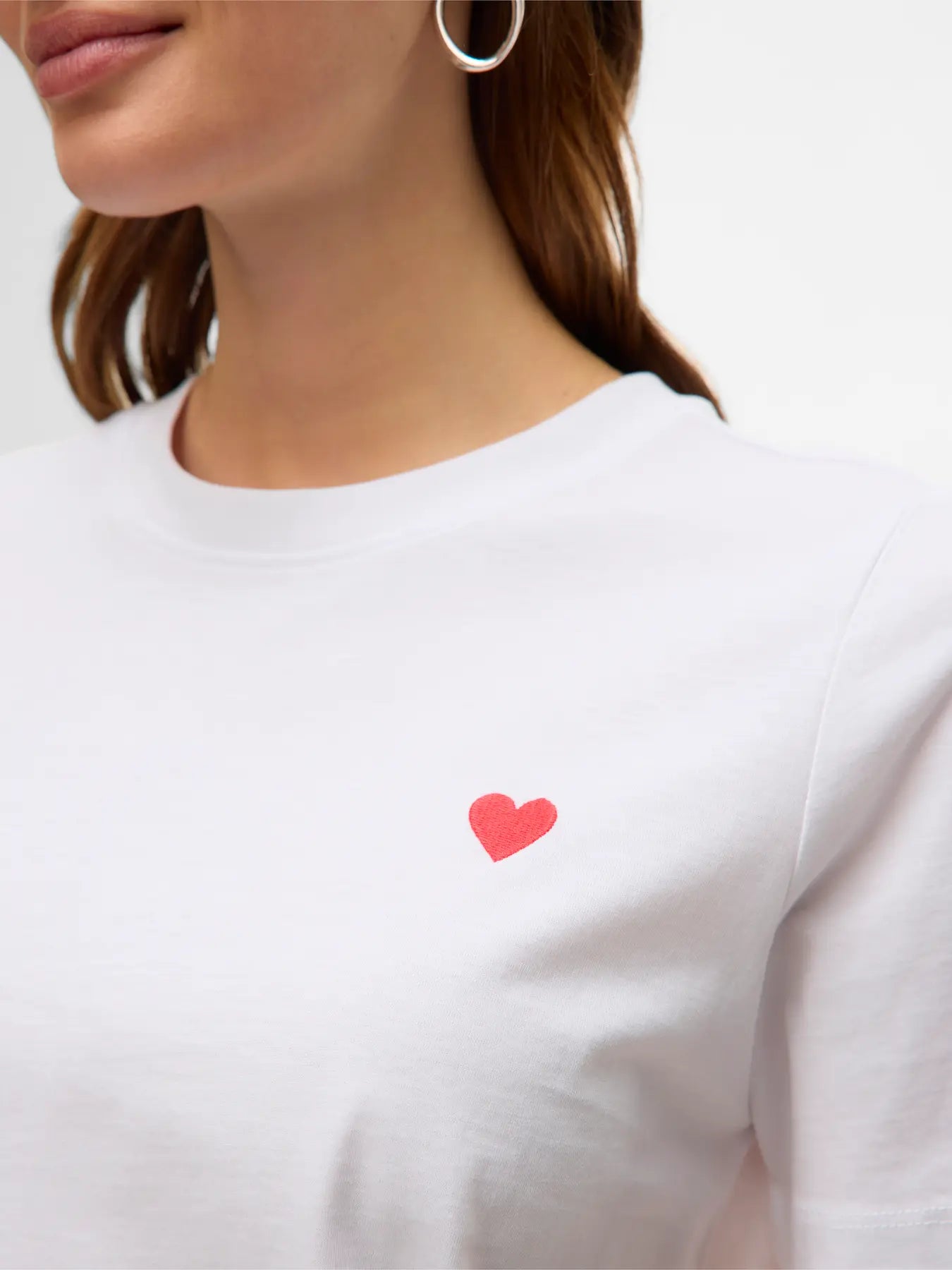 Vero Moda Embroidered Heart Boxy Tee