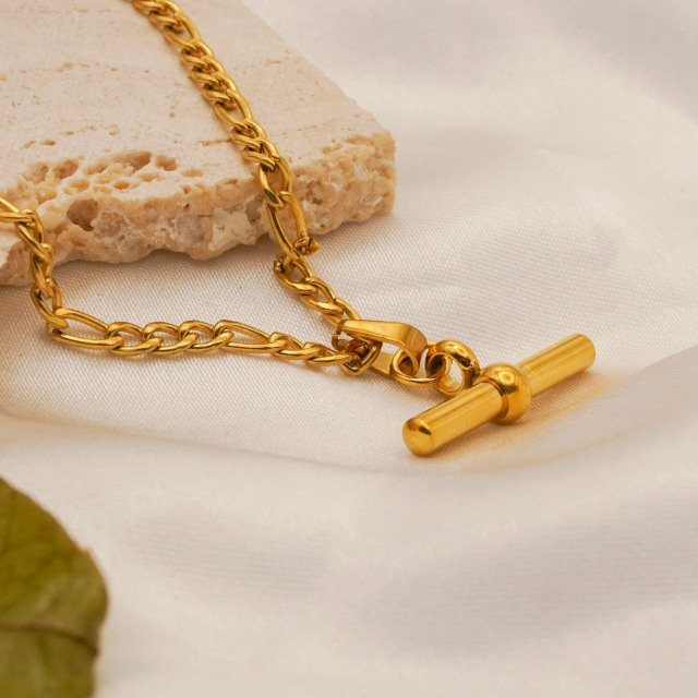 WHITE LEAF 18ct Plated Gold Curb Chain T Bar Necklace