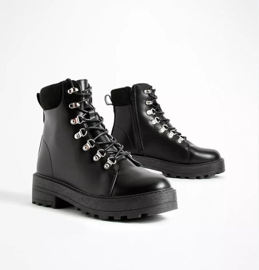 Hettie Hiking Boots