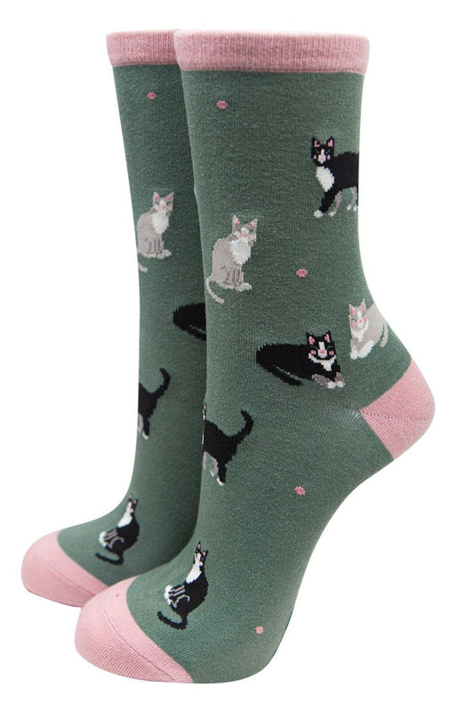 Olive Cats Bamboo Socks