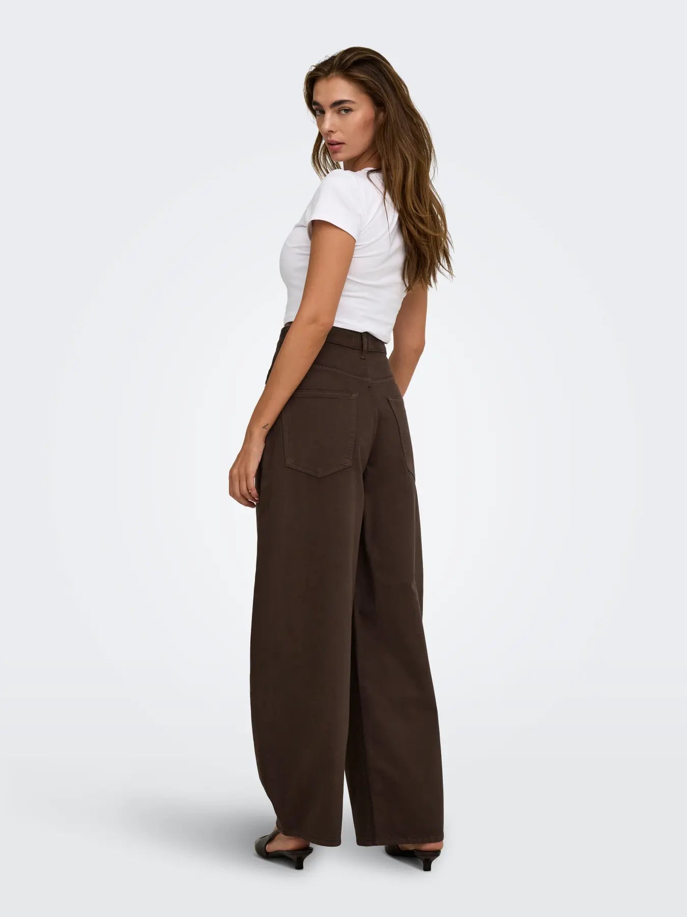 ONLY Taylor Barrel Leg Jeans Brown