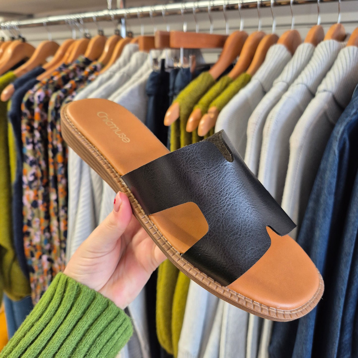 Santal Slides in Black