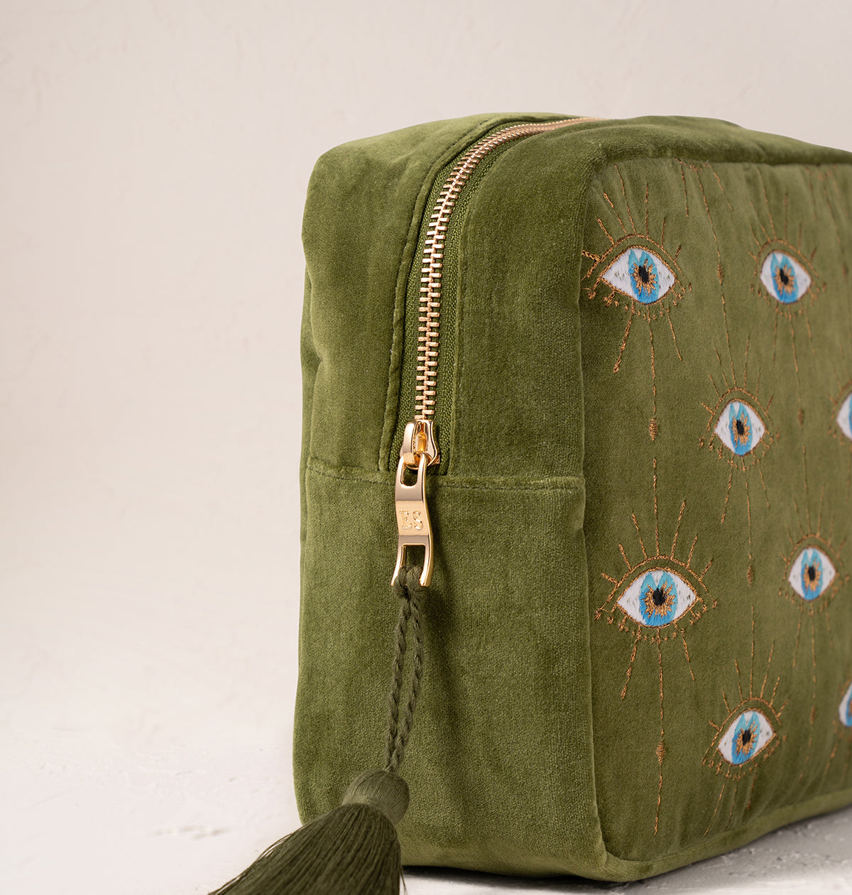 Mystical Eye Wash Bag in Garden Green