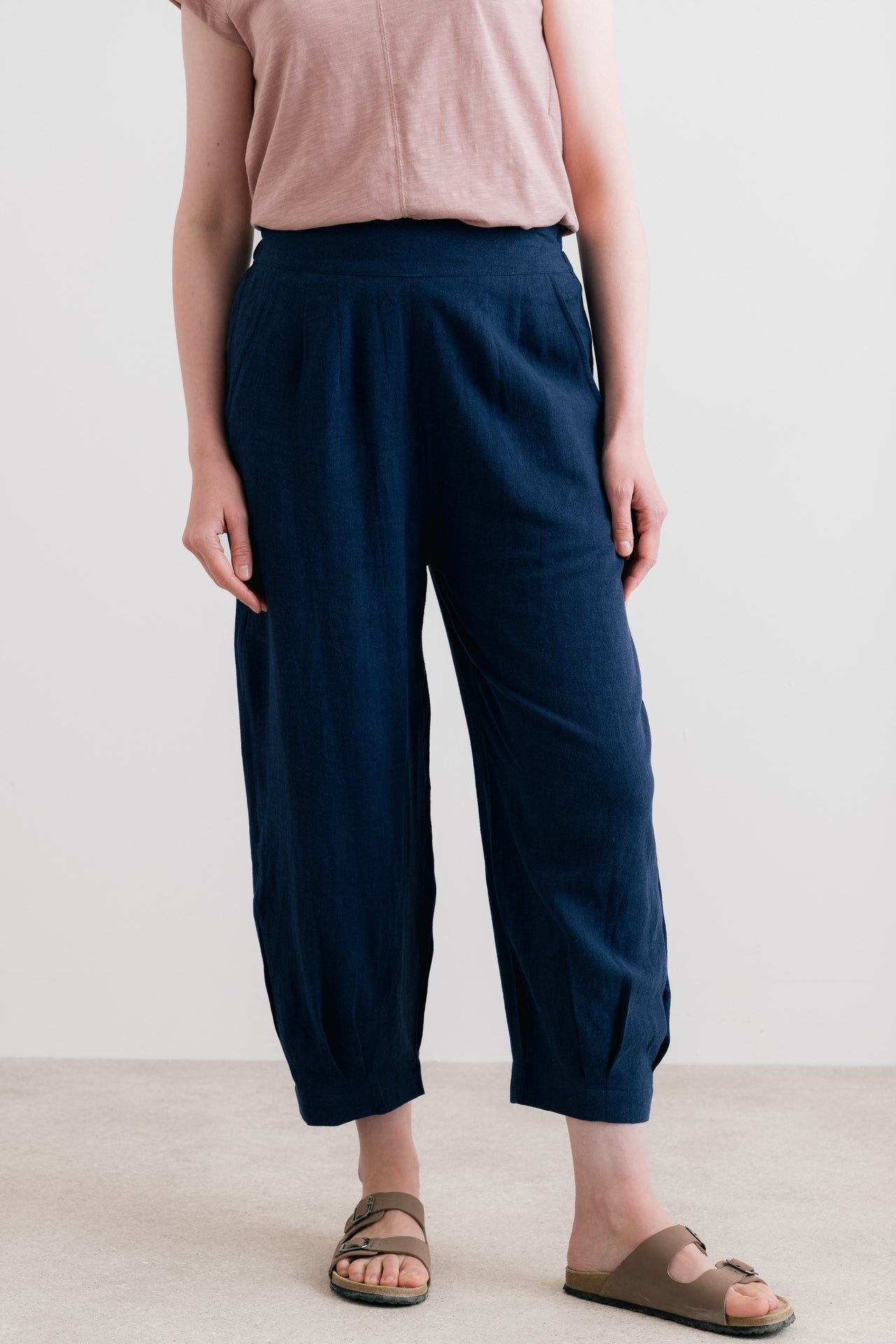 Lily & Me Sail Linen Trousers in Navy