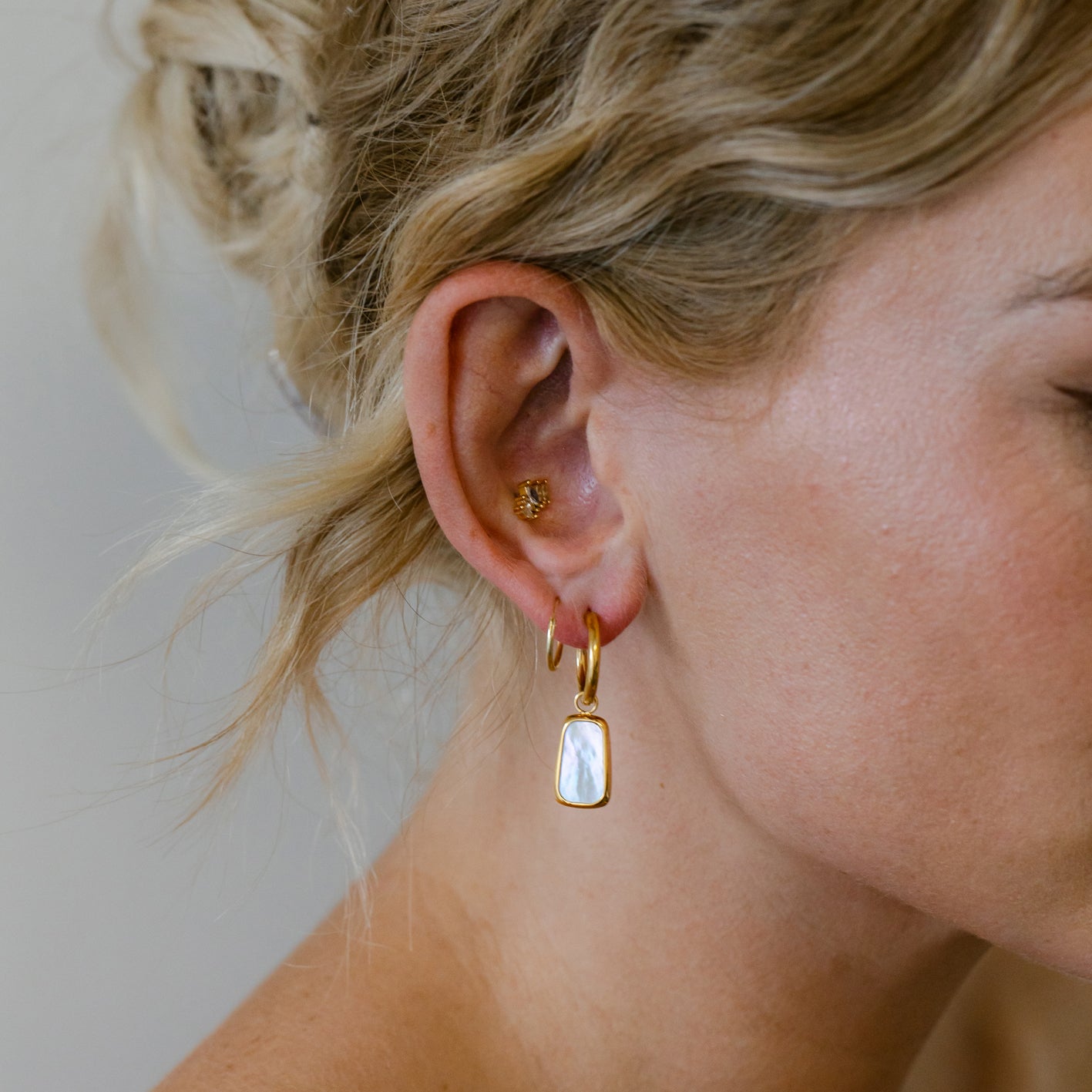 WHITE LEAF 18kt Plated Gold wtih Mother of Pearl Drop Earrings