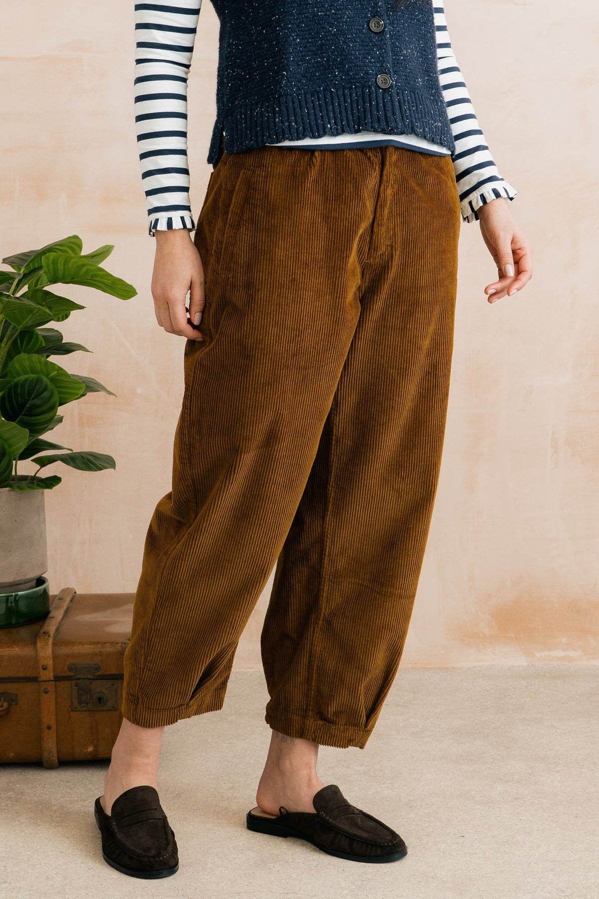 Lily & Me Shirin Jumbo Cord Relaxed Barrel Leg Trousers