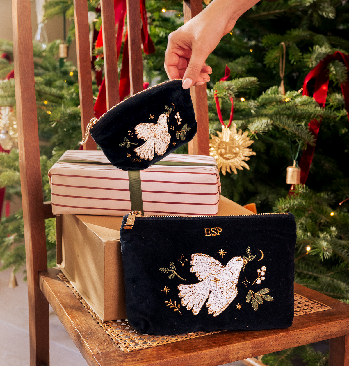 Doves of Peace Everyday Pouch