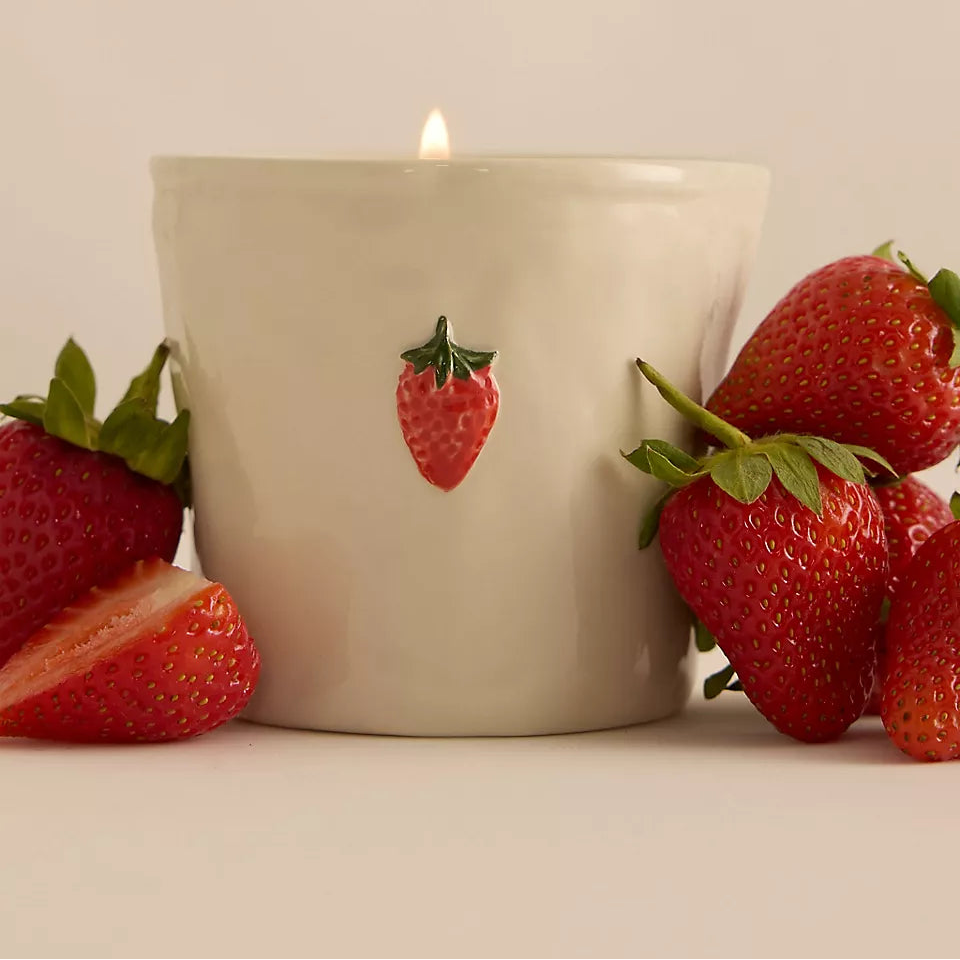 Paddywax Bistro Strawberry Ceramic Soy Candle