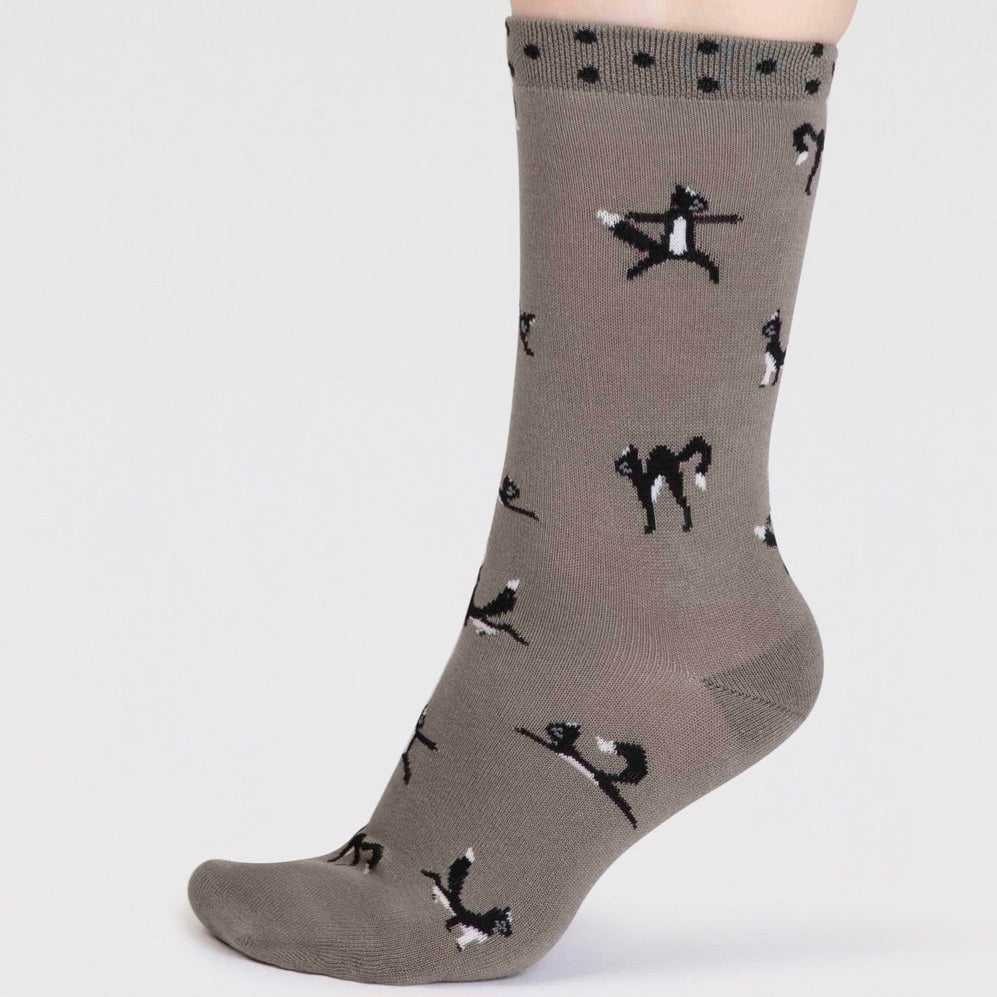 Thought Chai Yoga Cats Bamboo Socks