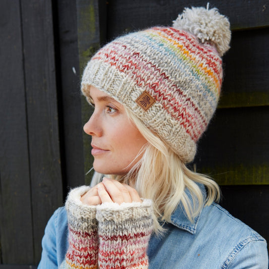 Langtang Bobble Beanie Multi